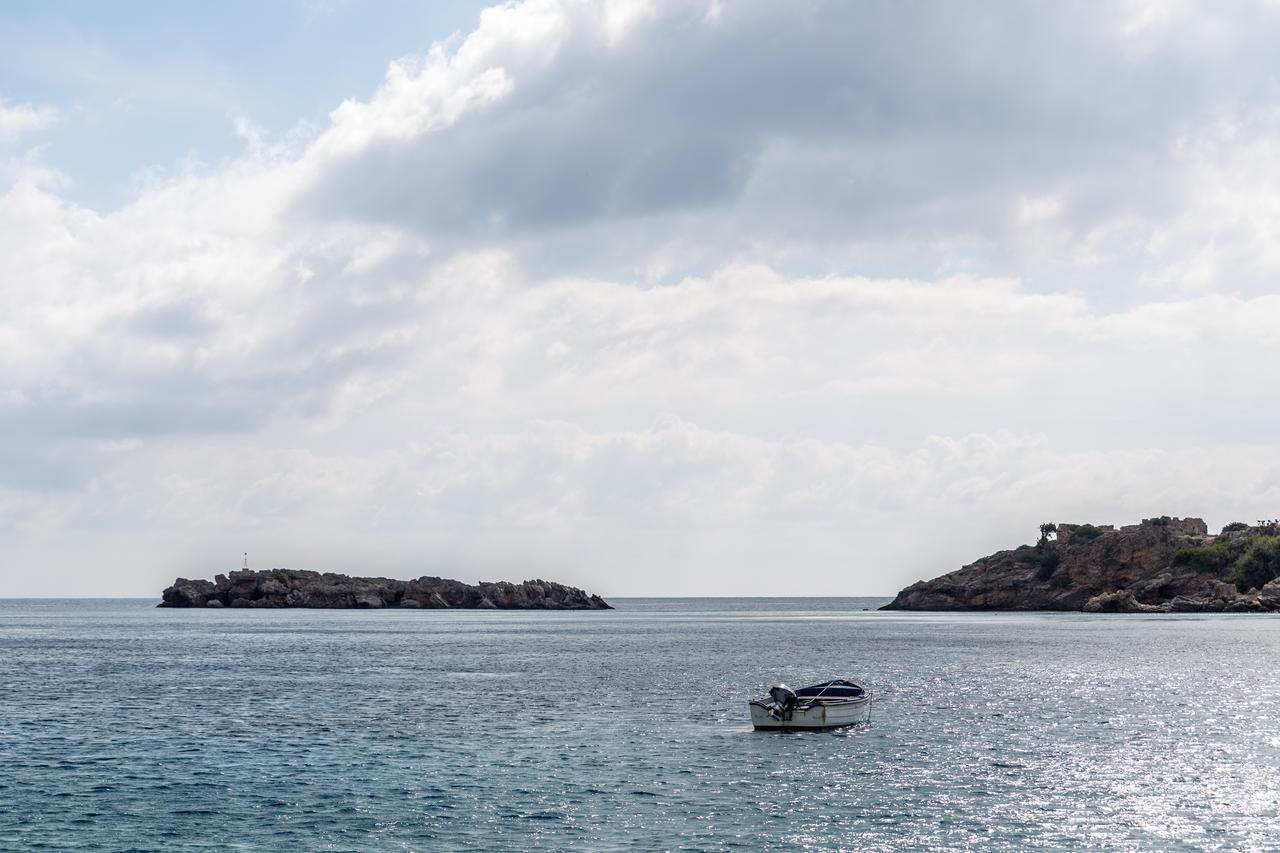 Daskalogiannis Hotel Loutro Exterior photo