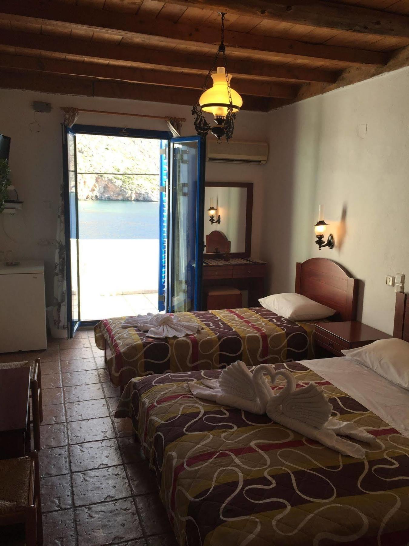 Daskalogiannis Hotel Loutro Exterior photo