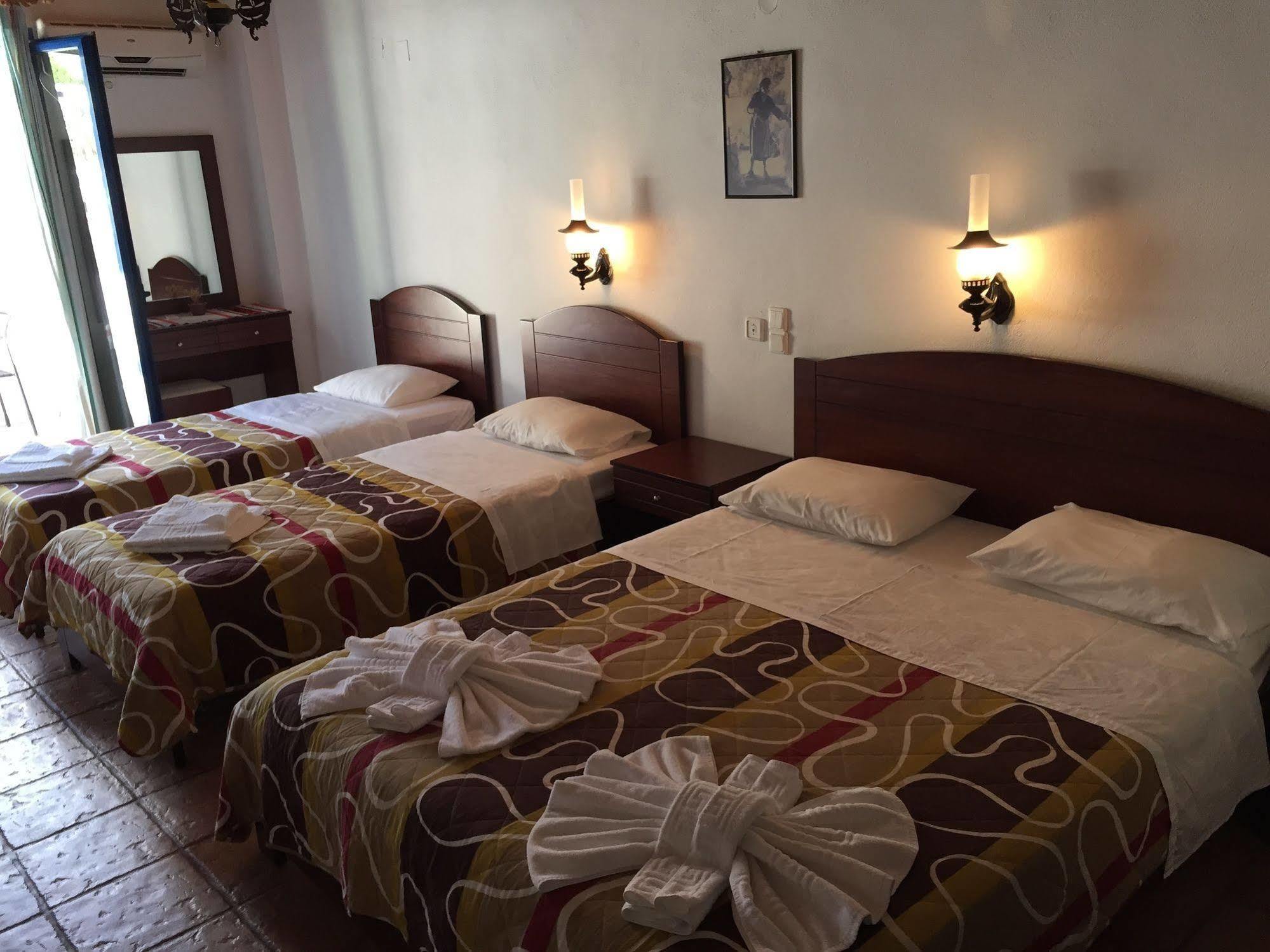 Daskalogiannis Hotel Loutro Exterior photo